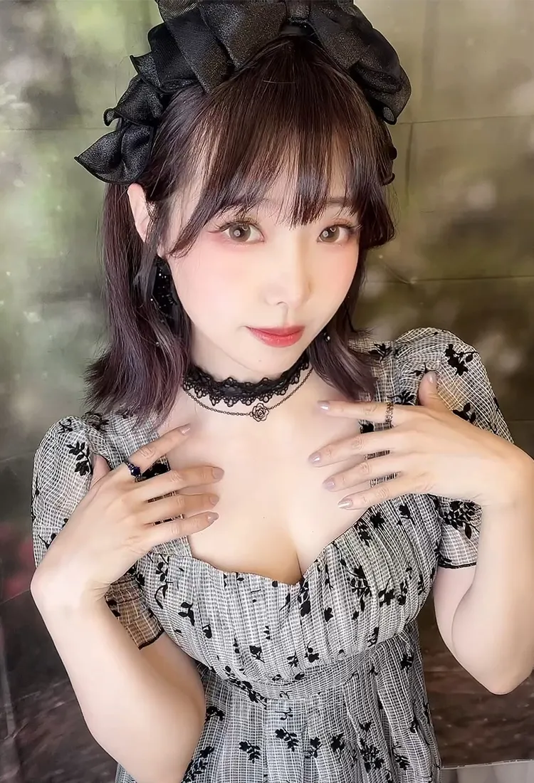 ElyEE子 – NO.170 雨後玫瑰 Roses After the Rain [30P+1V-78MB]-IOE魔盒花园