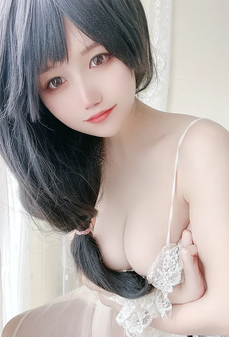 小仓千代w – NO.097 情人节 [21P-102MB]-IOE魔盒花园