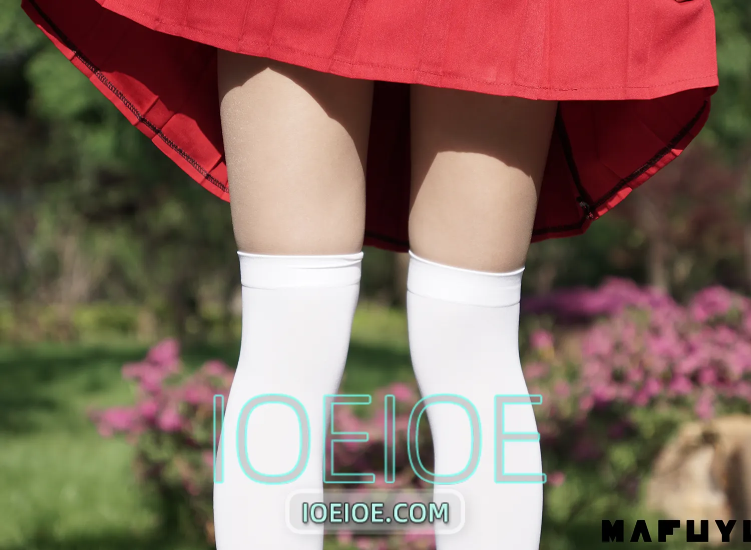 图片[1]-神楽坂真冬 – NO.004 少女と自然と白い靴下-IOE魔盒花园