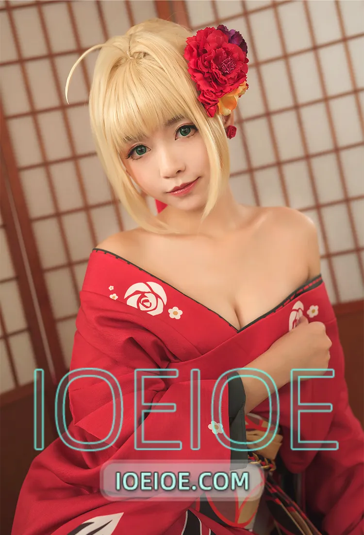 大大卷卷小卷 - NO.001 参见女王陛下 [40P-286MB]-IOE魔盒花园