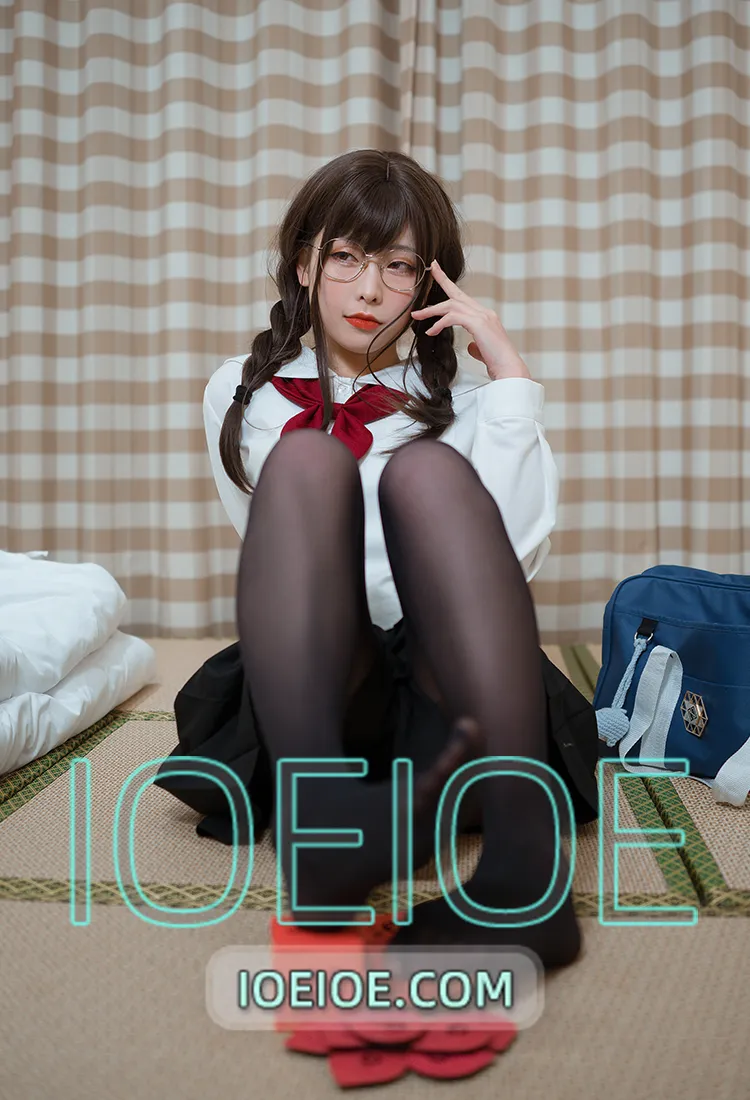 樱岛嗷 – NO.007 大象推广JK [24P-209M]-IOE魔盒花园