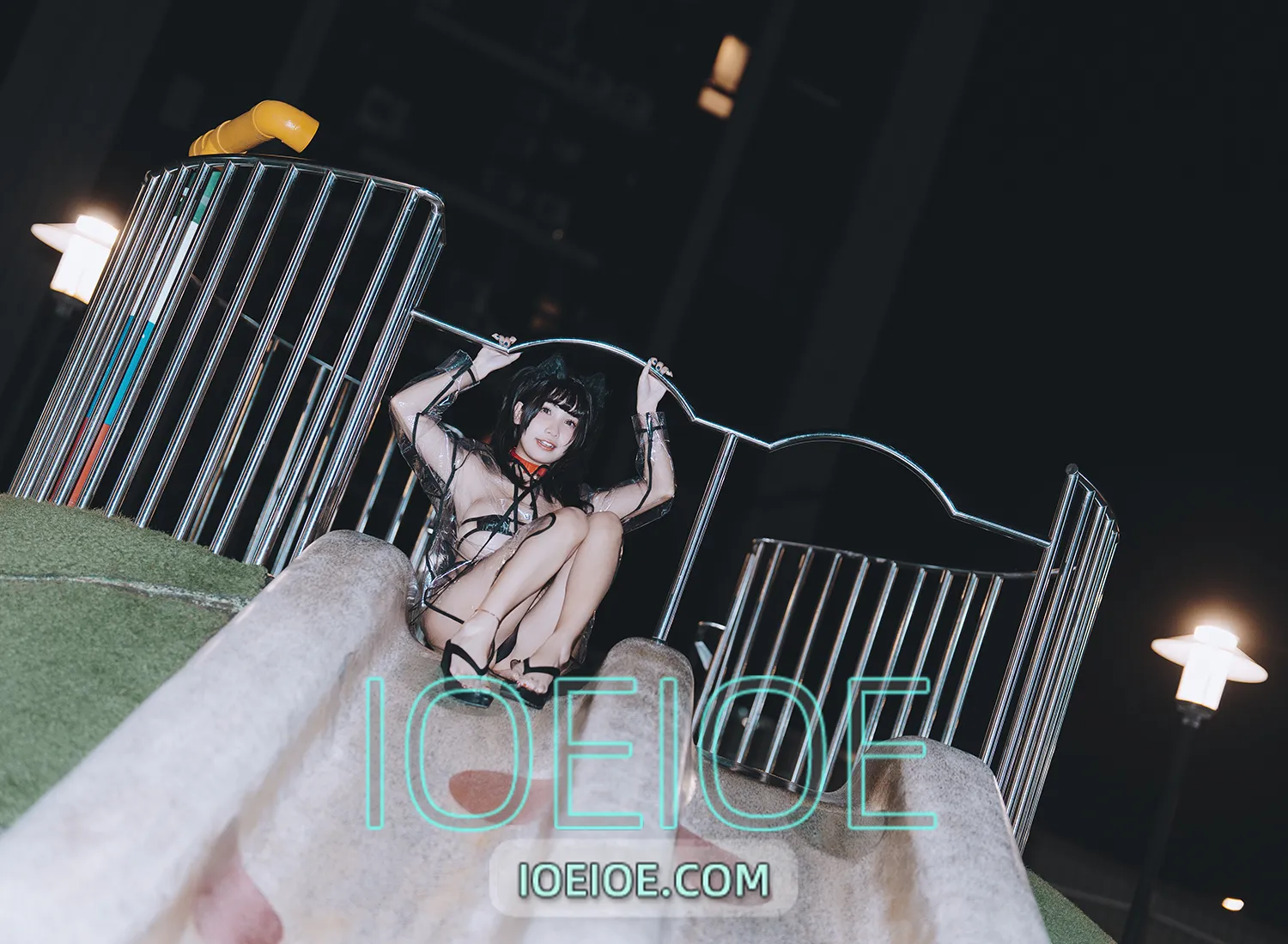 图片[1]-慕慕Momo – NO.006 溜雨衣貓貓 [48P-470MB]-IOE魔盒花园